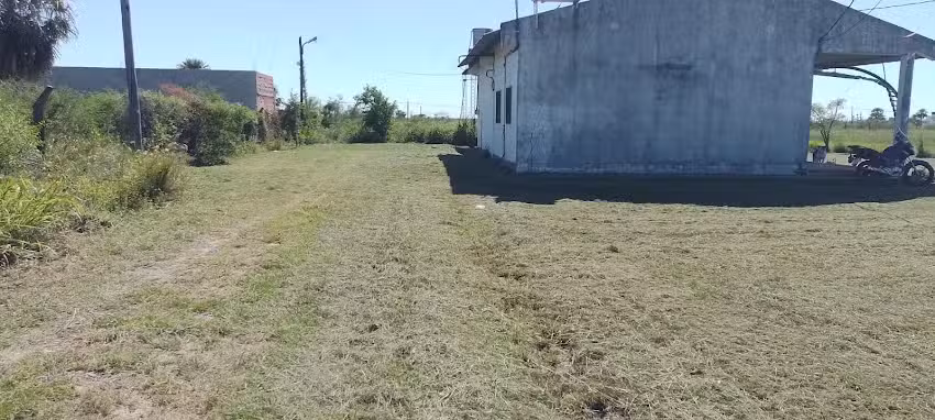 AM 990 / FM La 100 Formosa