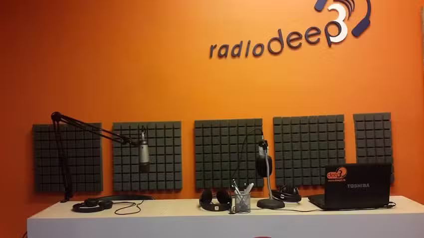 Deep3 Radio