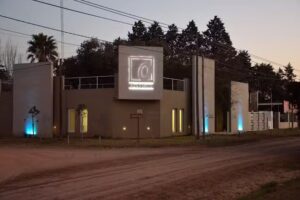 FM 105.3 – La 100 Santa Rosa