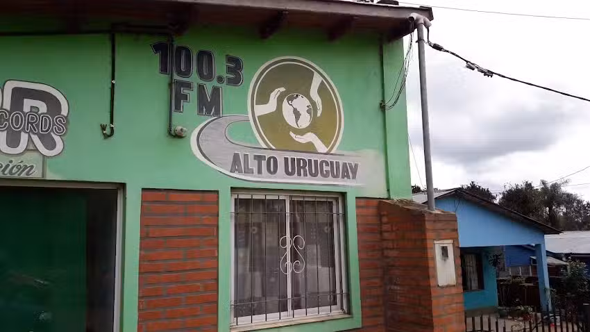 Fm Alto Uruguay 100.3