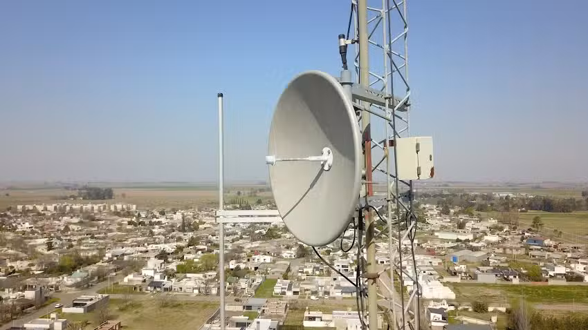 FM ARCOIRIS -LRI829 -104.7 Mhz