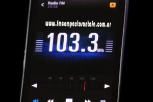 FM COMPACTO 103.3 MHZ SANTA FE
