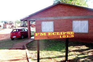 FM ECLIPSE 101.5 (Libertad &ndash; Misiones)