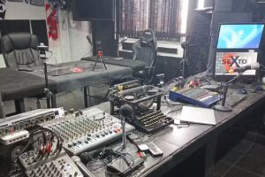 FM El Sexto Stone 93.5