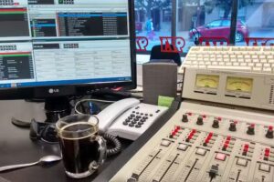 FM Estaci&oacute;n Diez