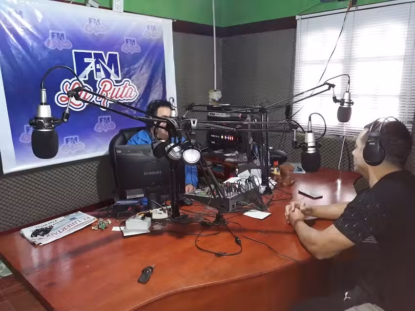 FM La Ruta 95.7 MHz. Santa Rosa Ctes.