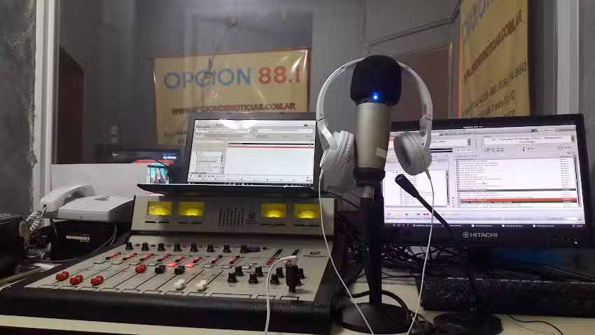 FM OPCION 88.1 MHZ