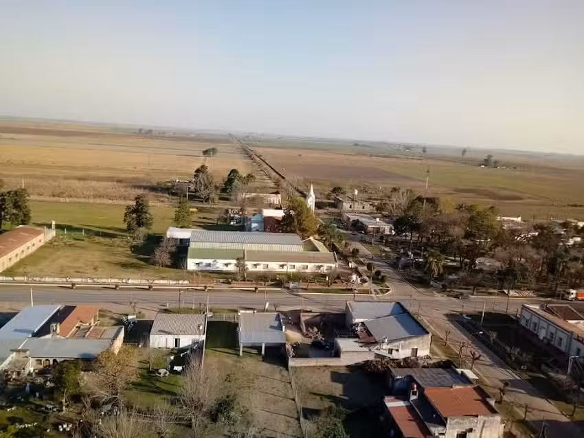 FM PLUS RADIO LAS TUNAS