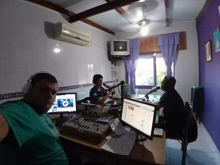 FM Sudeste 104.1 Mhz