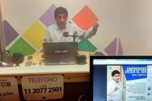 Hol&iacute;stica Radio