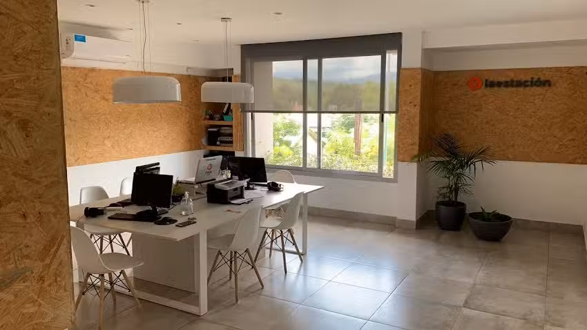 La Estaci&oacute;n FM 107.9