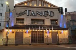 La Voz Latina FM 101.3