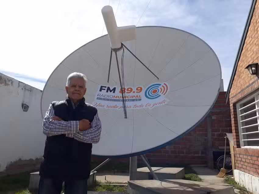 LRG 317 Radio Municipal Cutral Co