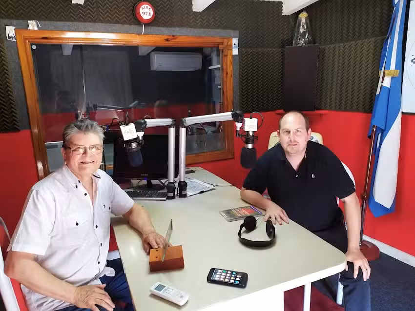 LRi 335 Radio Centro 97.1