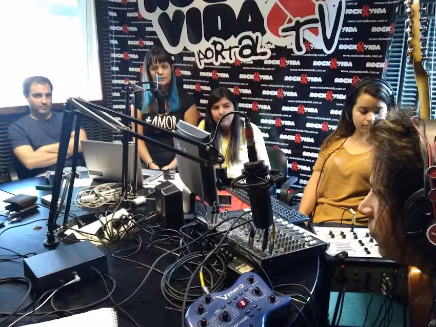 Parque Vida FM 105.9