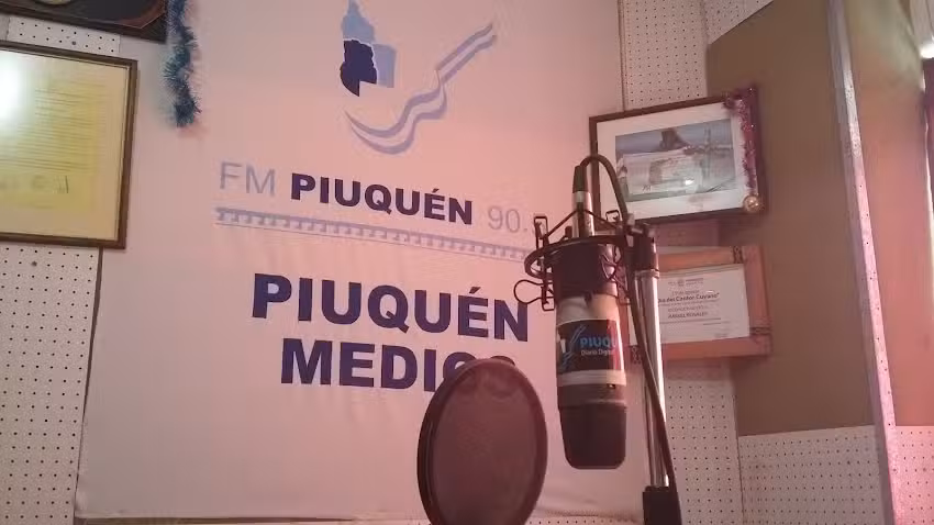 Piuqu&eacute;n Medios