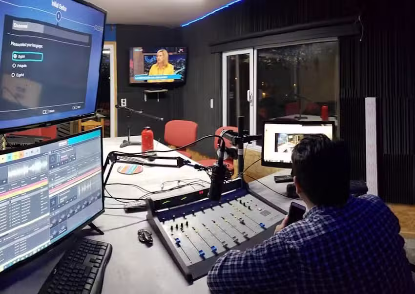 Planeta Urban fm 99.9 tolhuin