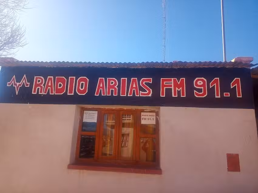 RADIO ARIAS FM 91.1