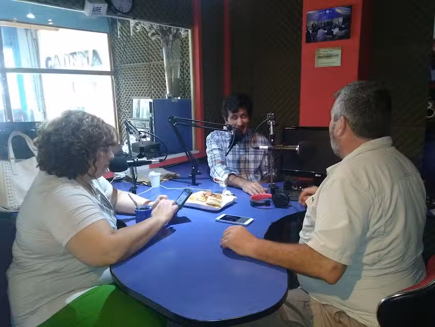 Radio Cadena 1 FM 100.5