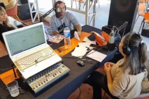 Radio Centro Luque Fm 97.1 Mhz (LRT 935)