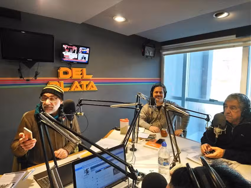 Radio Del Plata AM 1030