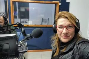 Radio Del Pueblo AM 830