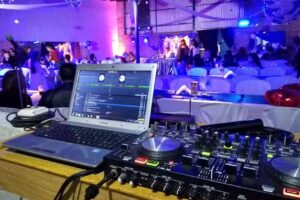 Radio FM ESCUCHA 98.1