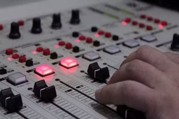 Radio La Voz | FM 100.9