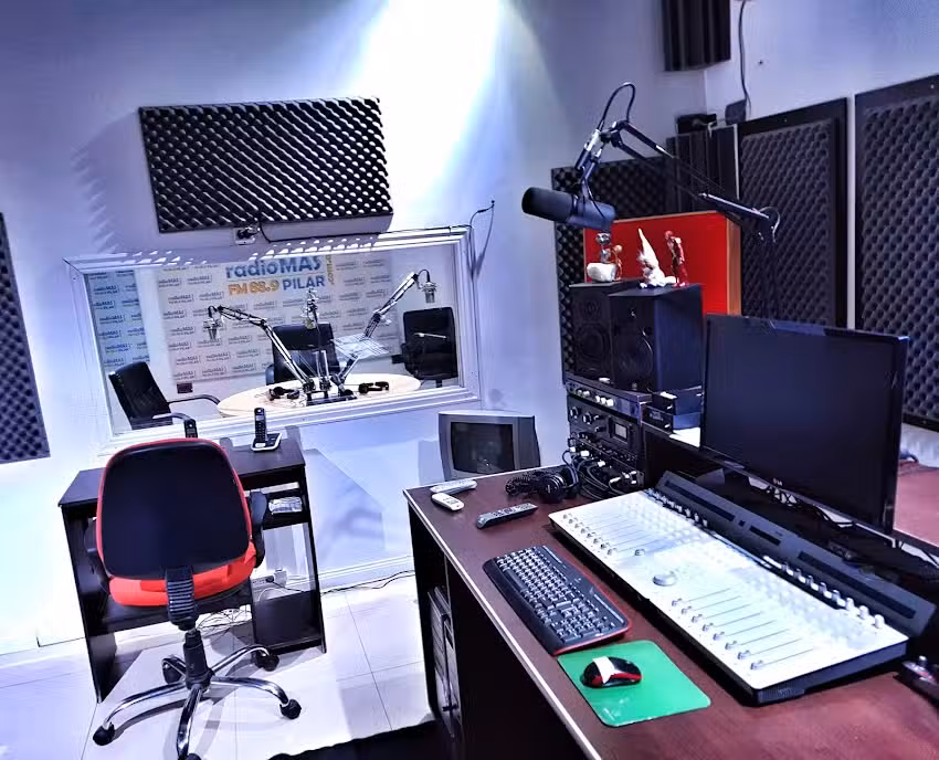 Radio Mas Pilar