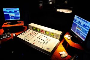 Radio Mega &ndash; Bragado Fm 98.3 Mhz