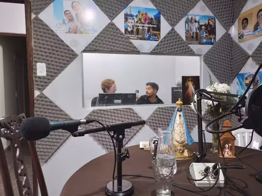 Radio Morenita del Valle &ndash; 104.5 MHz &ndash; Estudio 1