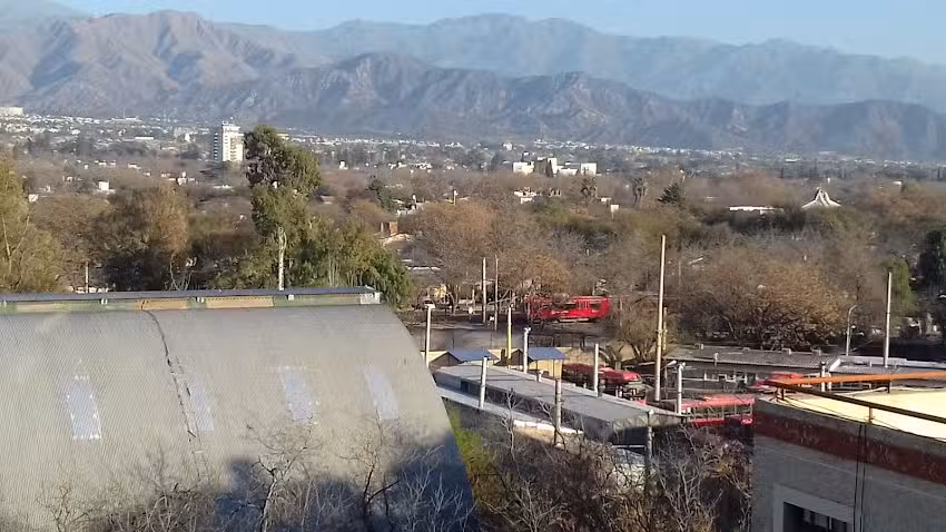 Radio Red 101 FM 101.5