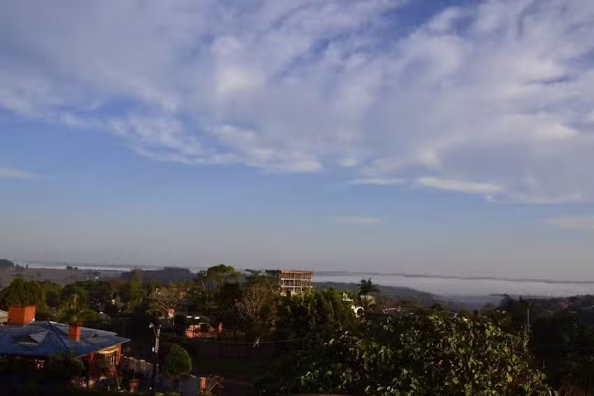 Radio Uno LRH 966 FM 89.7 MHz