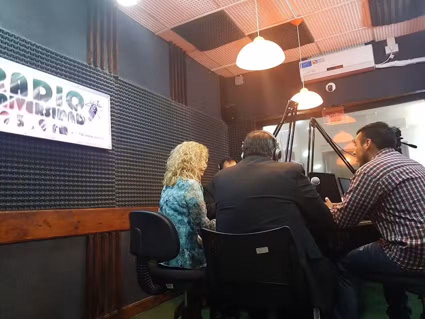 Radio UNSa &ndash; FM 93.9 MHz