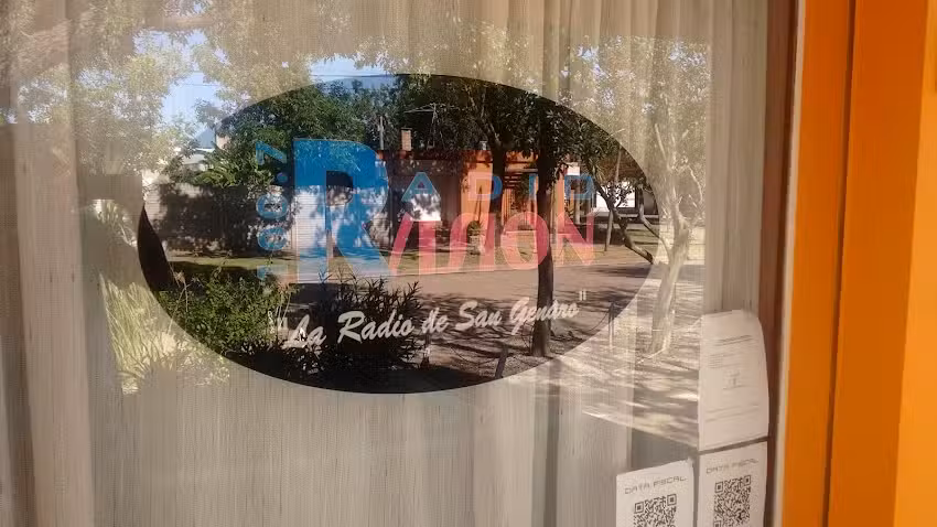 Radio Vision Fm 100.7