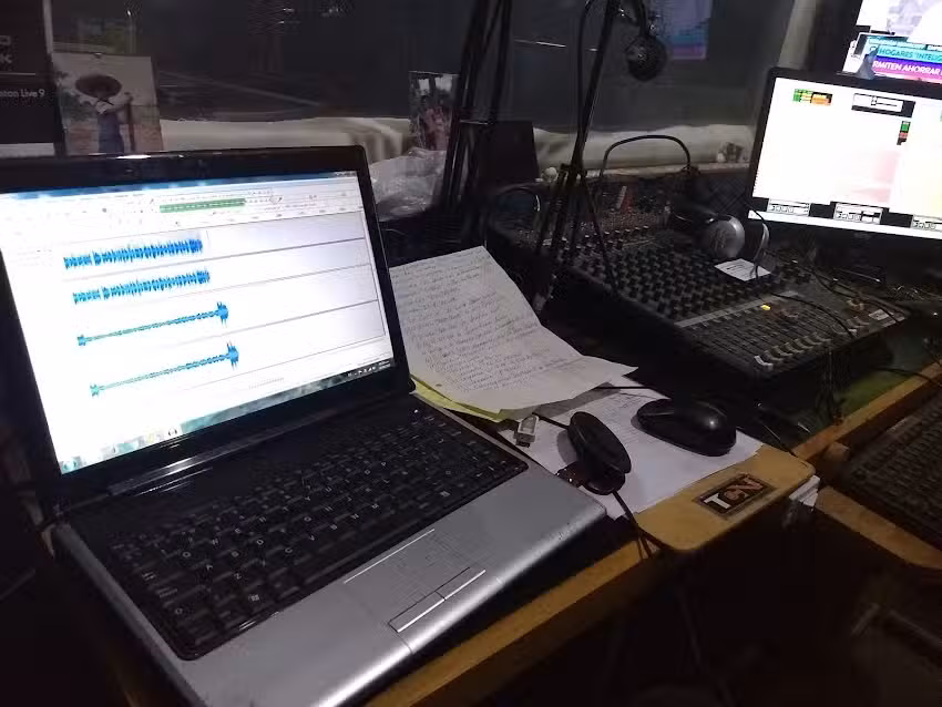 TCN Radio 98.3 Mhz